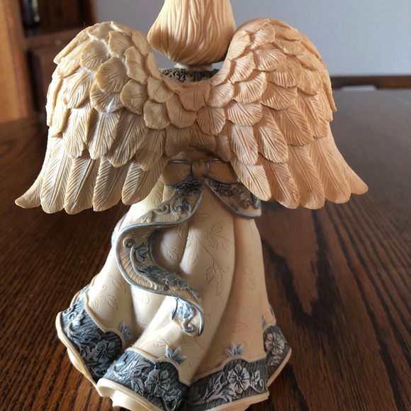 Sarah’s Angels “Janis” grandmother figurine - Picture 3 of 5